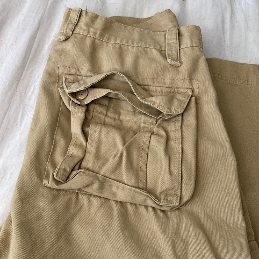Tan cargos
